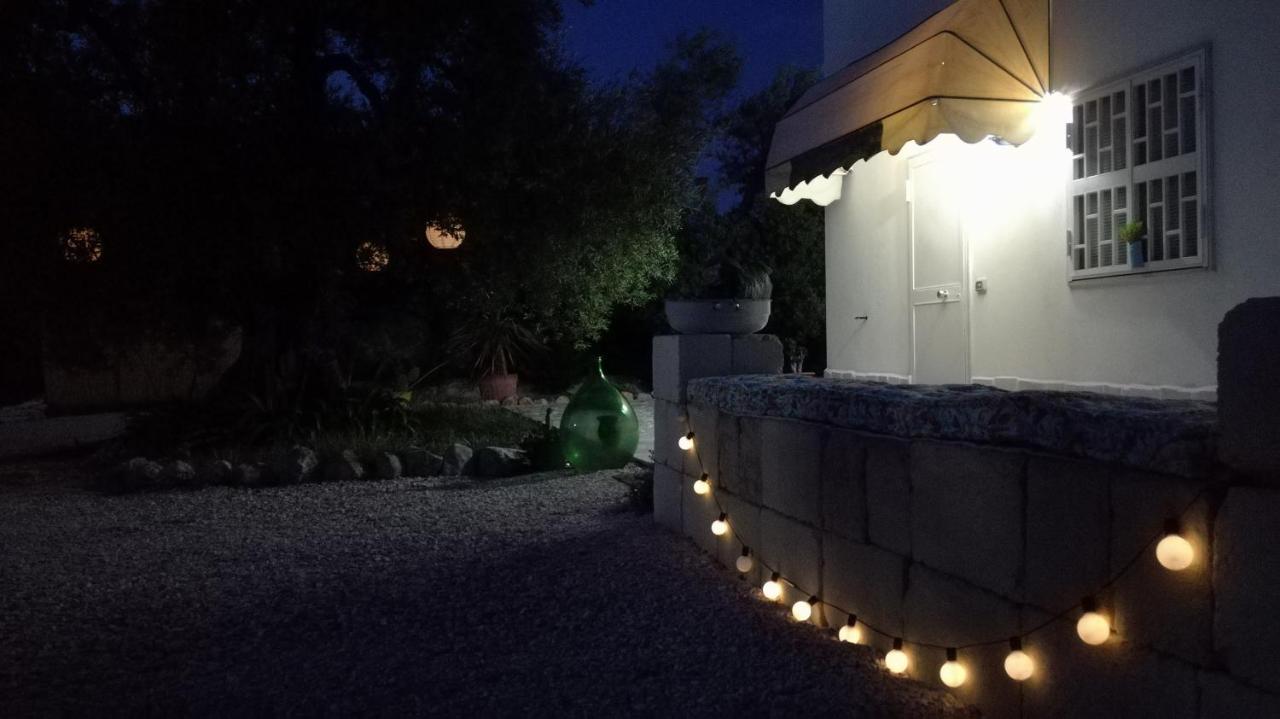 تراني B&B Villa Mediterranee Con Parking Space المظهر الخارجي الصورة