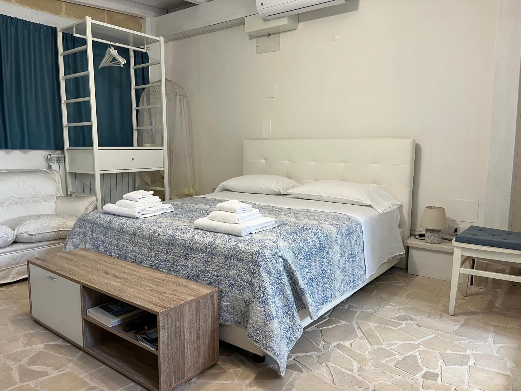 تراني B&B Villa Mediterranee Con Parking Space المظهر الخارجي الصورة